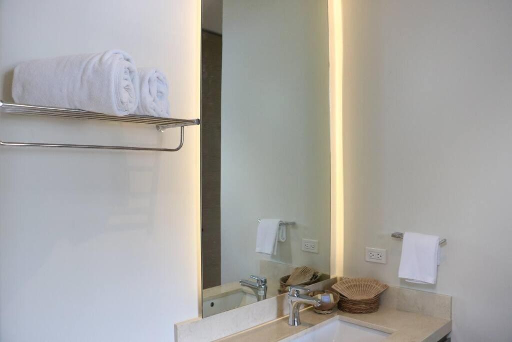 Brand New Condo With Rooftop Pool Cozumel Extérieur photo